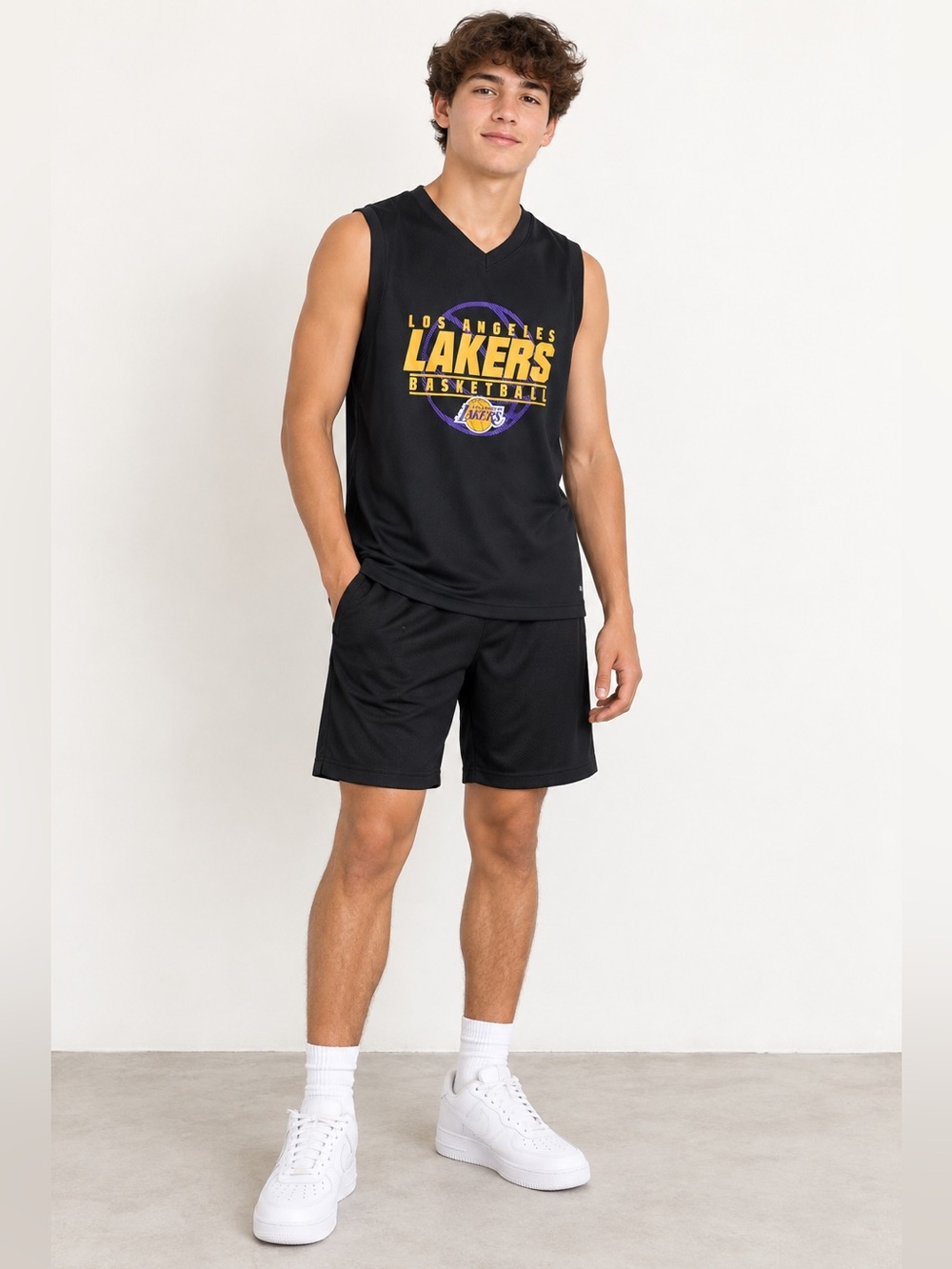NBA Lakers LeBron James #23 Black Jersey Youth XL 18/20